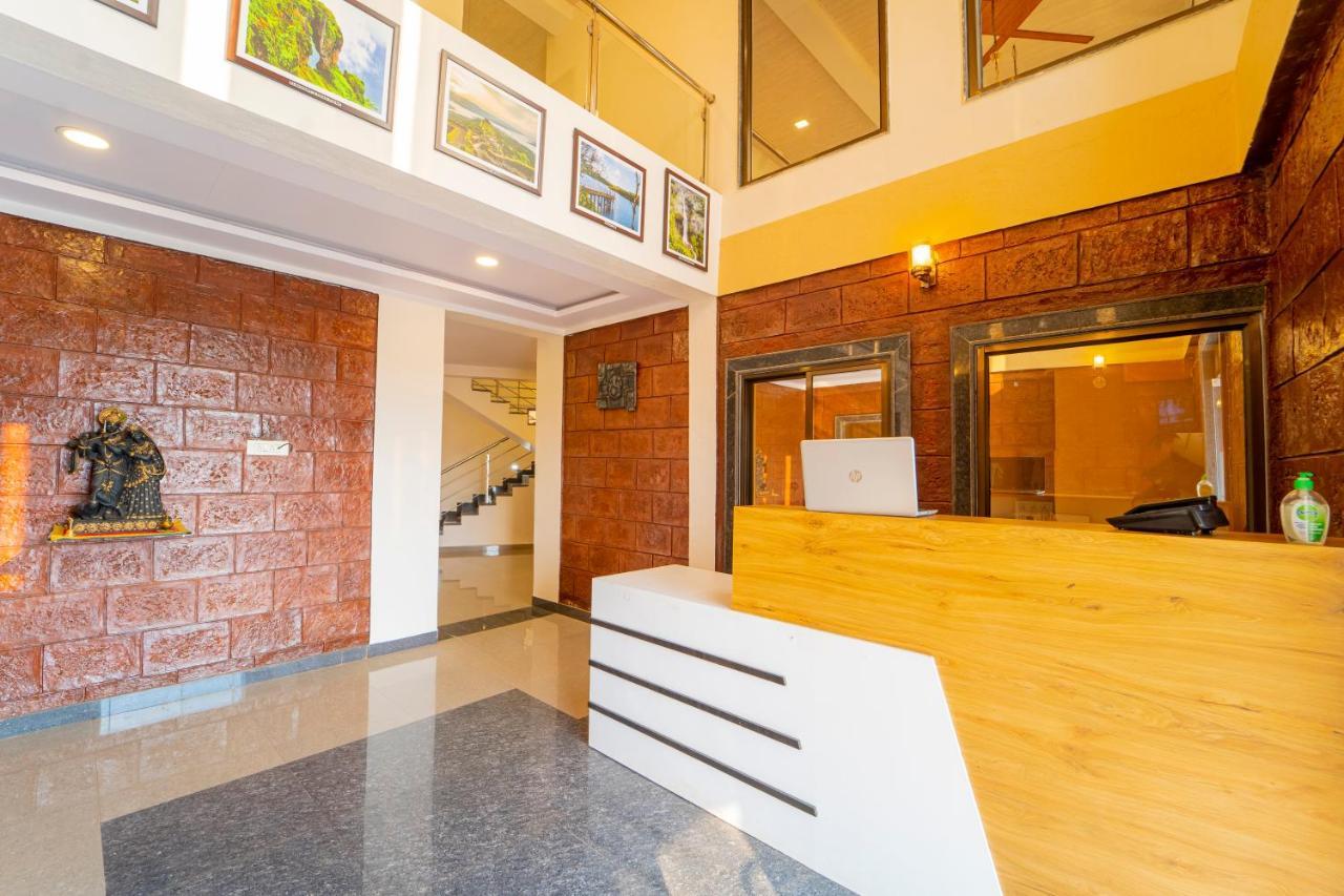 Vrindavan Resort Mahābaleshwar Exterior foto